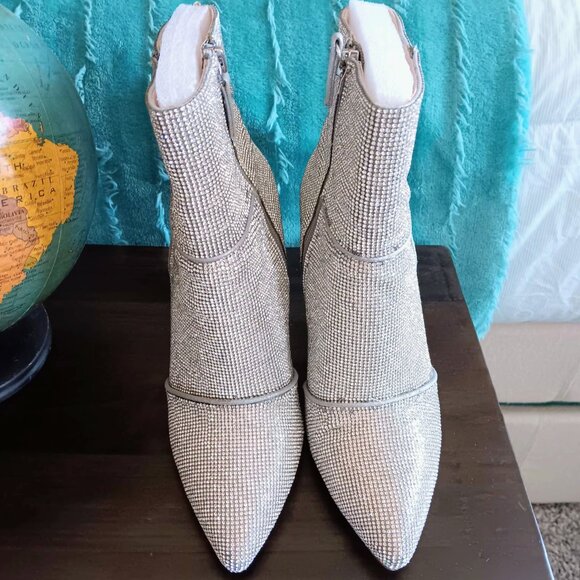 Steve Madden Booties - Picture 1 of 7
